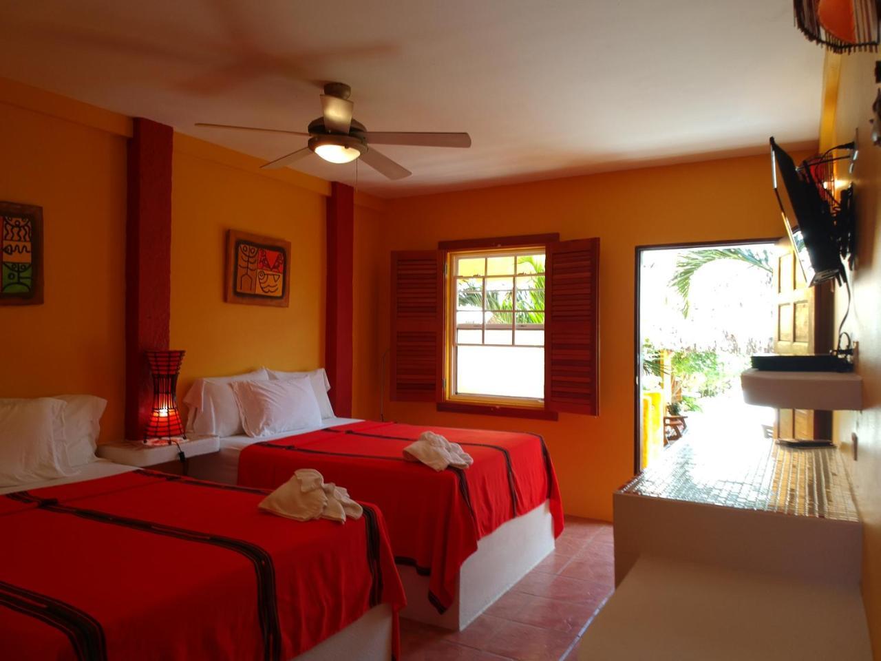 Seaside Cabanas Hotel Caye Corker Luaran gambar